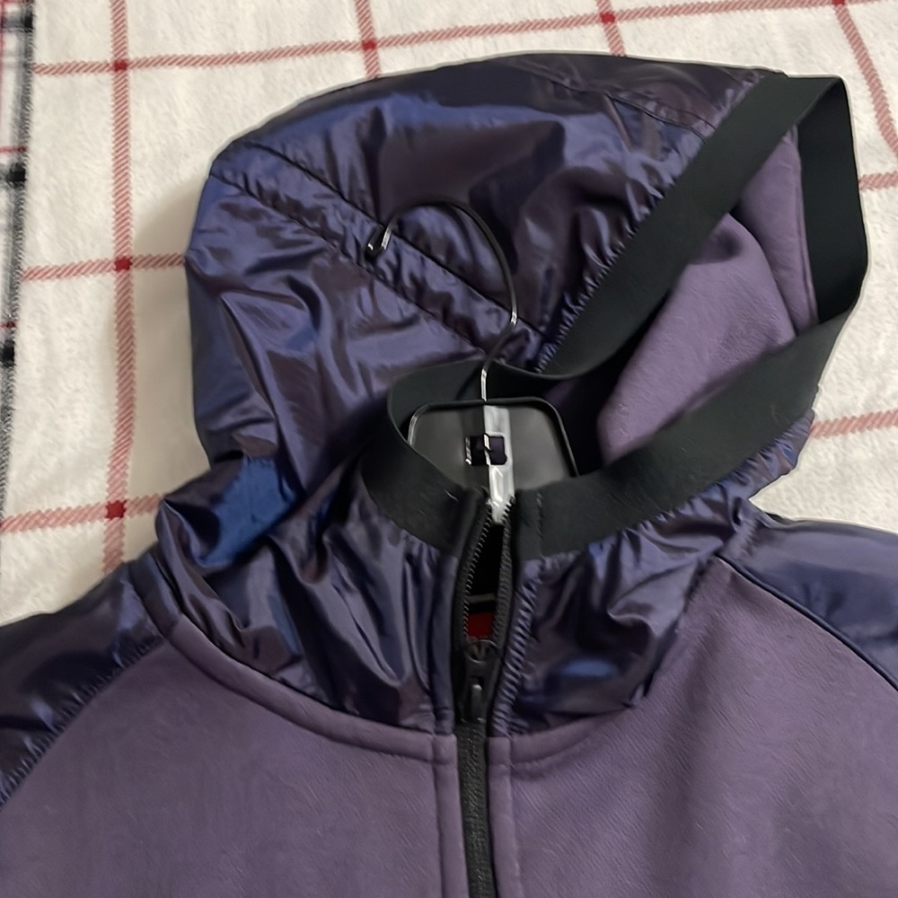 Nike jacket - Picture 3 of 4